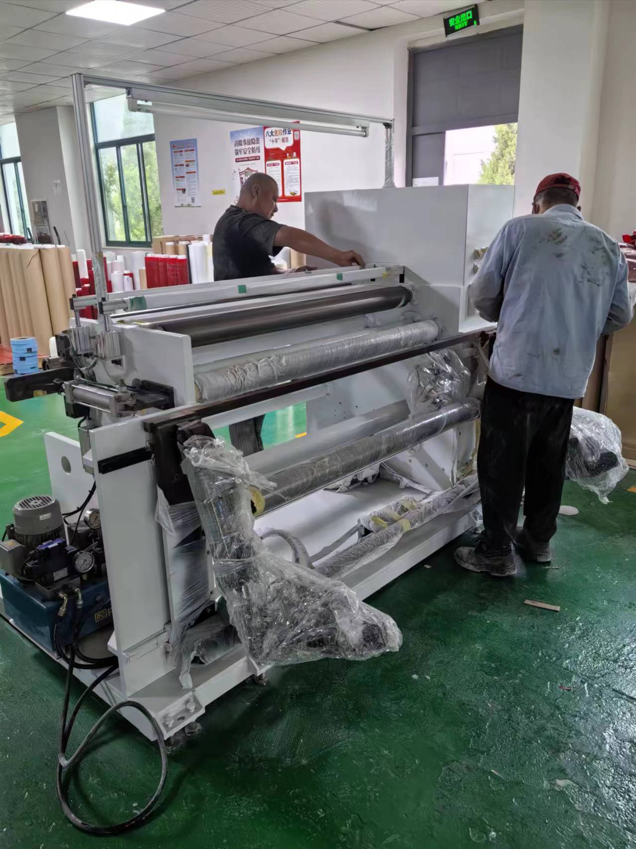 4d21684e16d441bdb2748eb3f5021afb.jpg 4d21684e16d441bdb2748eb3f5021afb.jpg